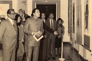 With Mr.Rajiv Gandhi at Chinese Exhibition