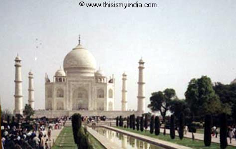 Taj Mahal Photos Gallery