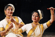 Mohiniyattam