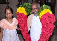 Ilayaraja with pavadarani