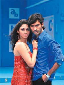 Tamanna in Padikathavan