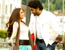 Rani Mukherjee in Laaga Chunari Mein Daag Rani Mukherjee in Laaga Chunari Mein Daag