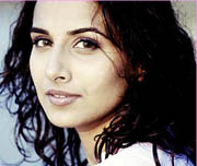  Actress Vidya Balan biography